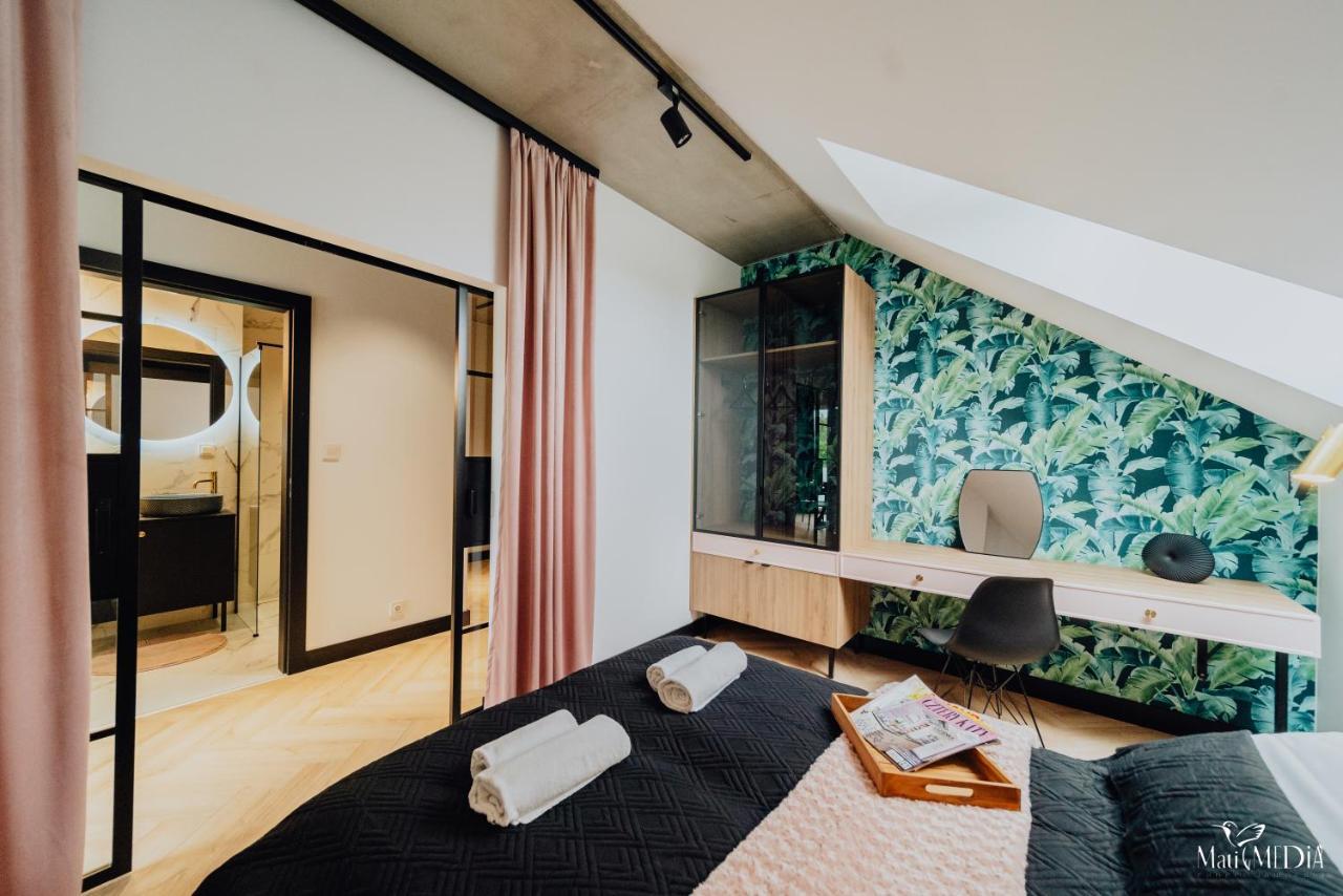 Lux 2 Cieplice Apartment