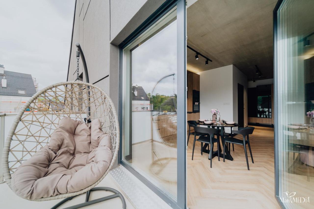 Lux 2 Cieplice Apartment *